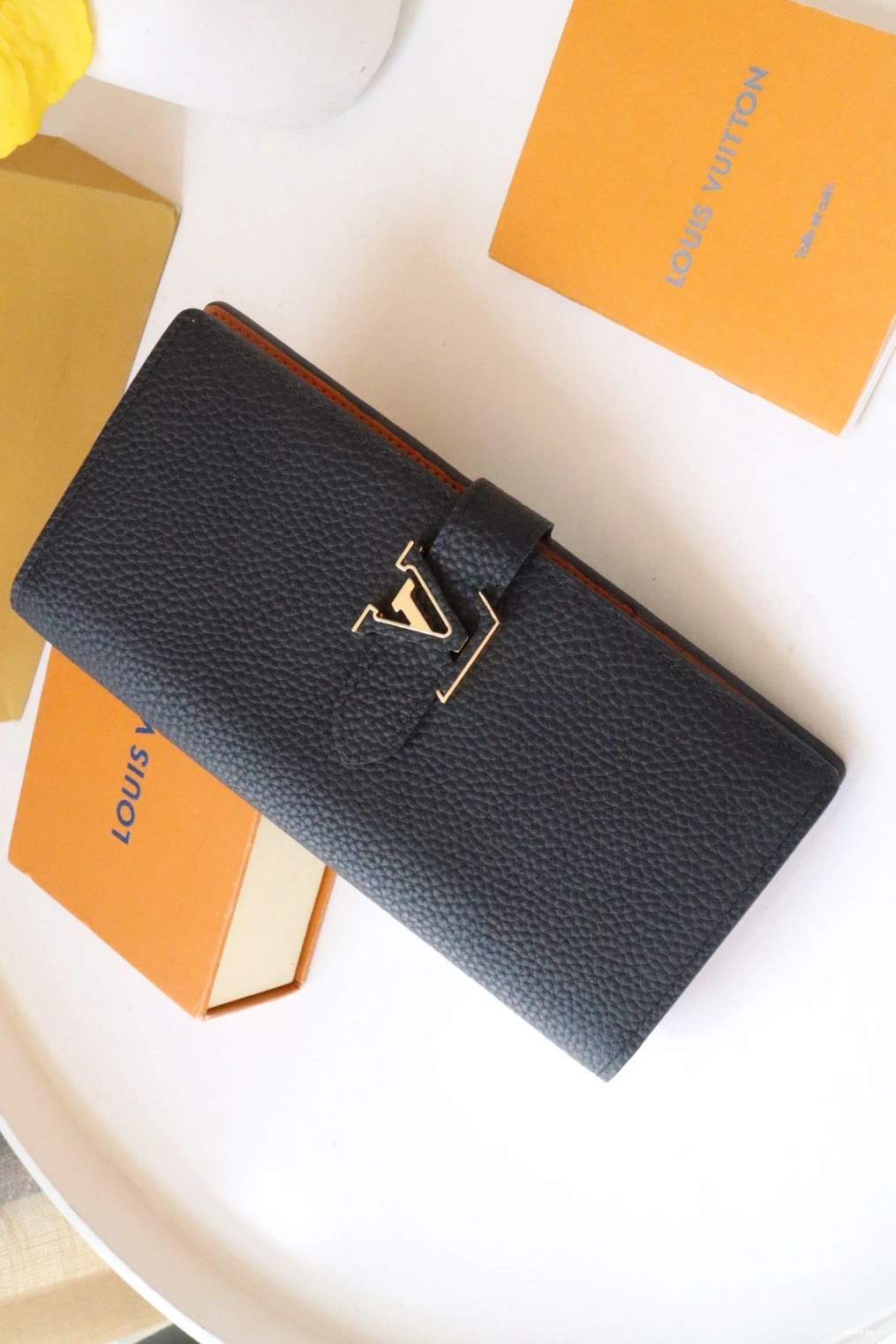 WIS VUITTON WALLET VERTICAL LOUIS 1006